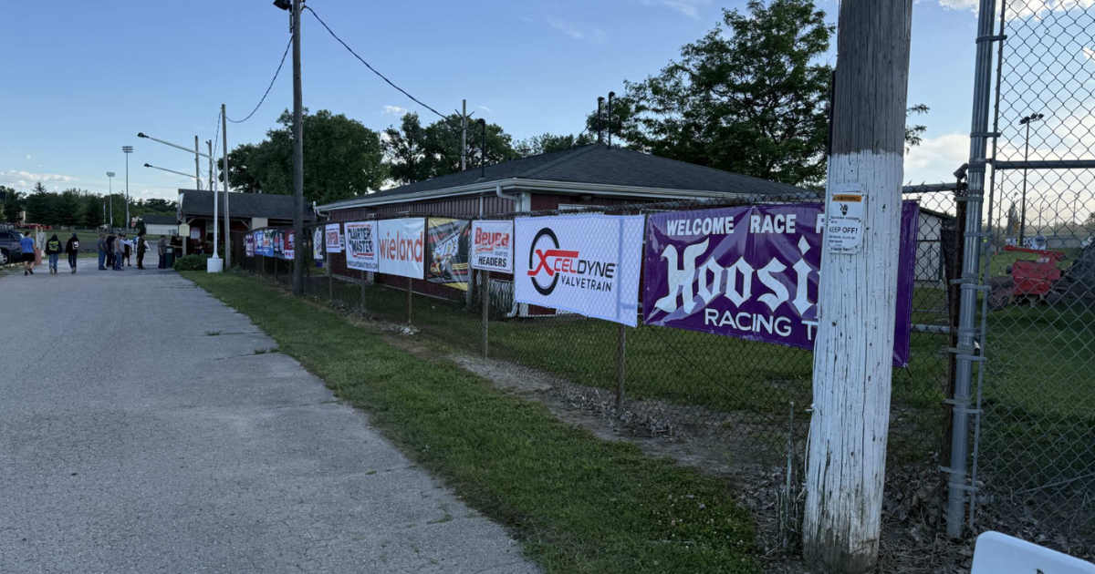 Five Star and MD3 banners displayed at Wilmot Raceway
