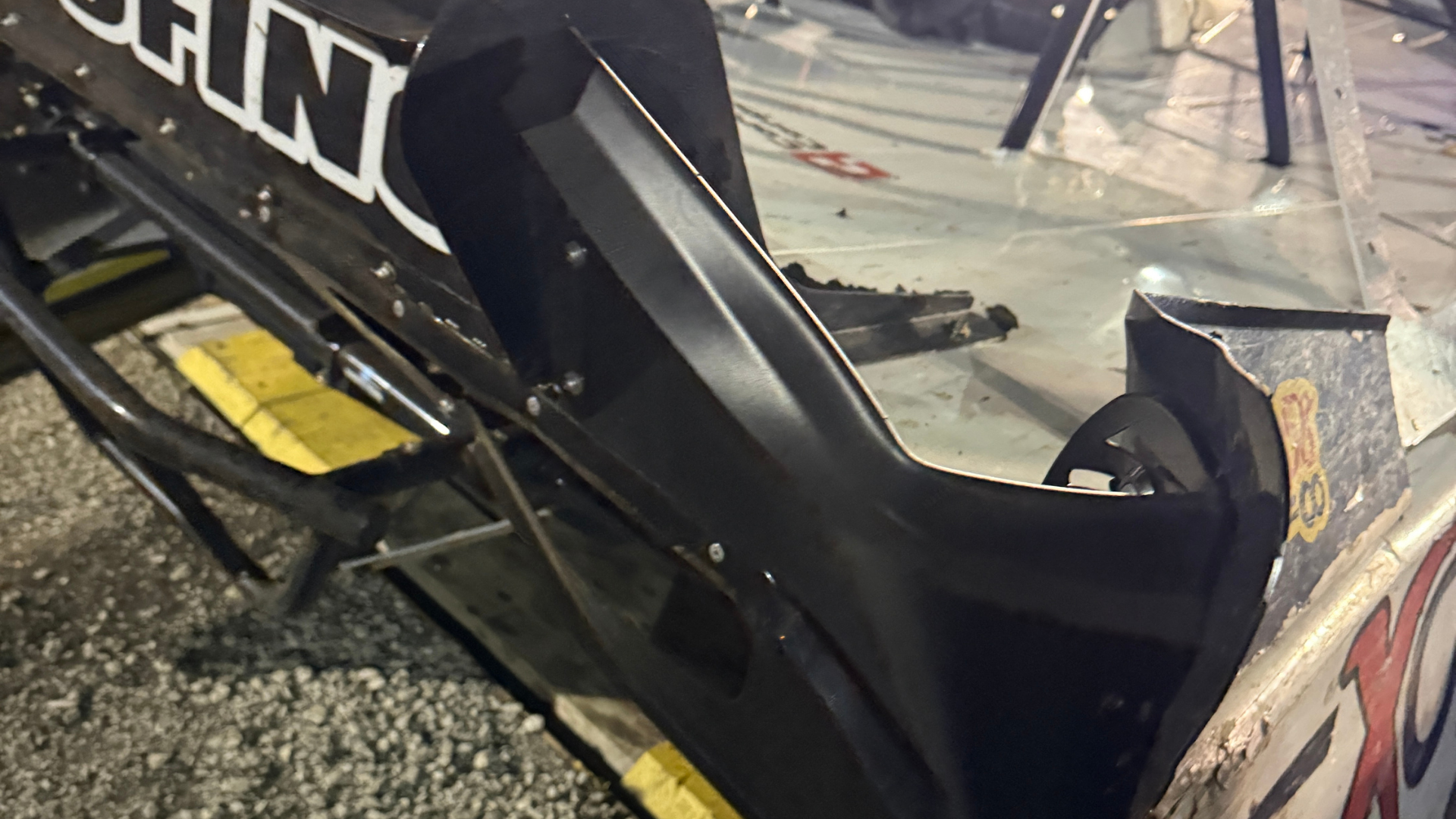 MD3 Plastic Breakaway Spoiler Kit at the Prairie Dirt Classic